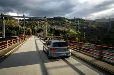 2020-vw-golf-mk8-74.webp