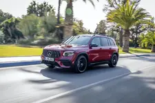 2020-Mercedes-AMG-GLB-35-7.webp