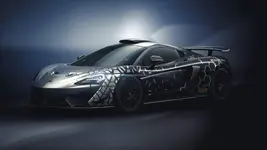 2020-McLaren-620R-11.webp