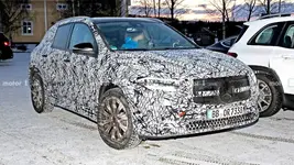 mercedes-benz-eqa-spy-photo (2).webp