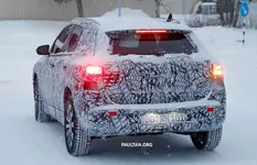 Mercedes-Benz-EQA-spied-6.webp