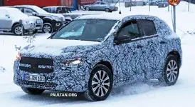 Mercedes-Benz-EQA-spied-9-850x466.webp