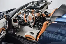 Pagani-Huayra-Roadster-13.webp