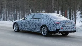 Erlkoenig-Mercedes-Maybach-S-Klasse-169FullWidth-cee18aa4-1658187.webp