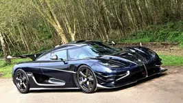 Koenigsegg-One-1-12.webp