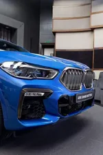 2020-bmw-x6-m50i-riverside-blue-abu-4.webp