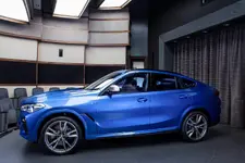 2020-bmw-x6-m50i-riverside-blue-abu-8.webp