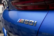 2020-bmw-x6-m50i-riverside-blue-abu-11.webp