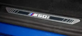 2020-bmw-x6-m50i-riverside-blue-abu-29.webp