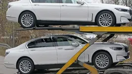 next-gen-bmw-7-series-test-mule-spy-photos.webp