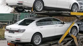 next-gen-bmw-7-series-test-mule-spy-photos.webp
