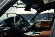 2020-bmw-x7-m50i-alpine-white-adm-24.webp