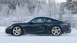 porsche-718-cayman-gts-4-0-spy-photos.webp