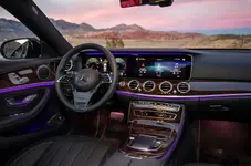 93-mercedes-e-class-2020-prototype-ride-cabin.webp