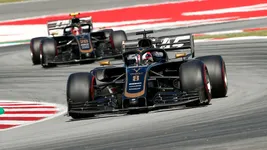 Haas-VF-19-Formel-1-2019-169FullWidth-a1e2133e-1664072.webp