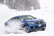 2020-BMW-X6-M50d-G06-Riverside-Blue-Winter-Driving-Experience-Livigno-02-1024x683.webp