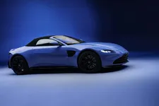 Aston-Martin-Vantage-Roadster-1.webp