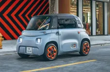 61-citroen-ami-2020-tracking-side_0.webp