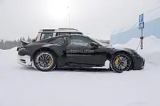 bizarre-2021-porsche-911-turbo-s-ducktail-prototype-winter-testing-141562_1.webp