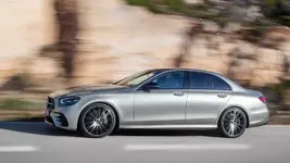 2020-mercedes-benz-e-klasse.webp
