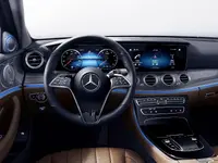 https%253A%252F%252Fapi.media.mercedes-benz.webp