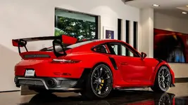 GT2RS2_016-2560x1440.webp