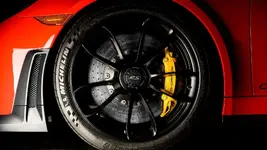 GT2RS2_003-2560x1440.webp