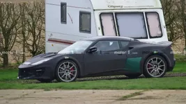 lotus-esprit-spy-photos.webp