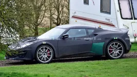 lotus-esprit-spy-photos.webp