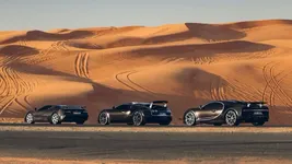 Bugatti-EB110-Veyron-and-Chiron-in-Dubai-8.webp