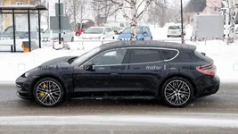 porsche-taycan-cross-turismo-new-spy-photo.webp