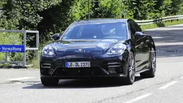 2021-porsche-panamera-facelift-spy-photo.webp