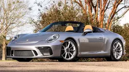 2019-porsche-911-speedster-113-miles-1.webp