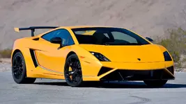 2014-lamborghini-gallardo-squadra-corse-mecum-1.webp