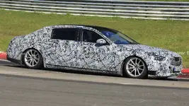 new-mercedes-maybach-s-class-spy-photo.webp
