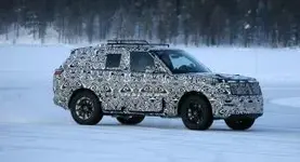 jlr-readies-new-range-rover-19-300x163.webp
