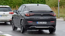 vw-id.4-gtx-spy-photo.webp