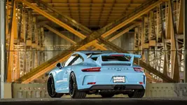 2018-Porsche-911-GT3-Gulf-Blue-05.webp