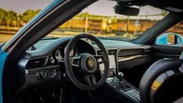 2018-Porsche-911-GT3-Gulf-Blue-18.webp