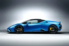 lamborghini-huracan-evo-rwd-spyder-unveiled-5.webp