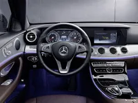 Lenkrad_2020_Lenkstange_E_KLasse_R%C3%BCckblick_Daimler_Mercedes_16C43_12.webp