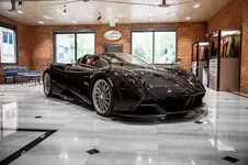 Pagani-Huayra-Roadster-3.webp