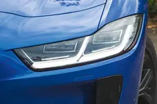 4-jaguar-i-pace-2018-rt-headlights.webp