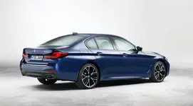 2021-BMW-LCI-G30-5-series-facelift-rear.webp