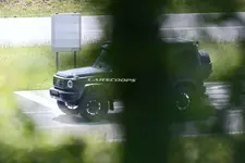 2021-Mercedes-Benz-G550-4x4-spy-shots-6.webp