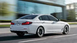 G30 LCI Ext6.webp