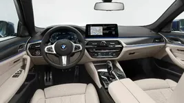 G30 LCI Int1.webp