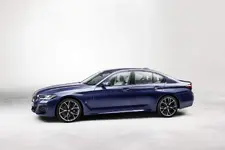 2021-BMW-5-Series-Sedan-Touring-28.webp