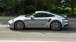 911_turbos_silver002.webp