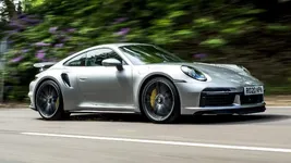 911_turbos_silver015.webp